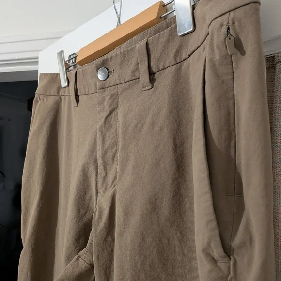 LULULEMON ABC slim fit trouser - size 32 - khaki/brown - Picture 6 of 9